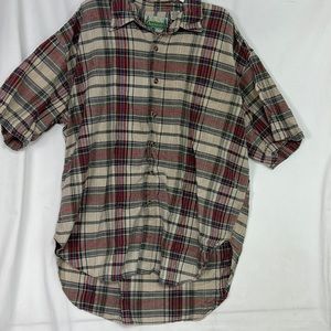 #0953 Outfitters Red, Blue, and Green Button-Up Flannel | Size: XL